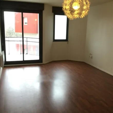 Rent this 1 bed apartment on 83 Rue de Maubec in 31300 Toulouse, France