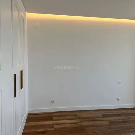 Rent this 4 bed apartment on Túnel do Marquês in 1269-133 Lisbon, Portugal