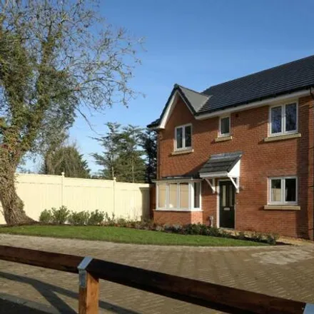 Buy this 4 bed house on Welton Road in Daventry, NN11 0GT
