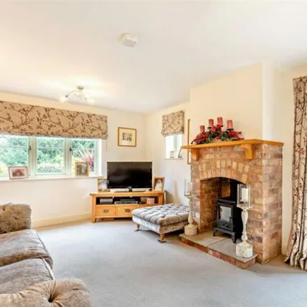 Image 5 - Sutton Road, Oundle, PE8 4HR, United Kingdom - House for sale