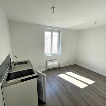 Rent this 1 bed apartment on 425 Route du Moulin Rompu in 47300 Villeneuve-sur-Lot, France