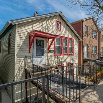 Buy this 7 bed house on 1912 West Cullerton Street in Chicago, IL 60608