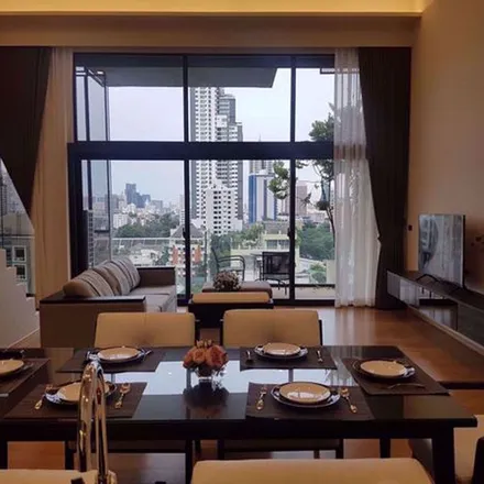 Rent this 3 bed apartment on Second Edition in Soi Sukhumvit 31, Asok