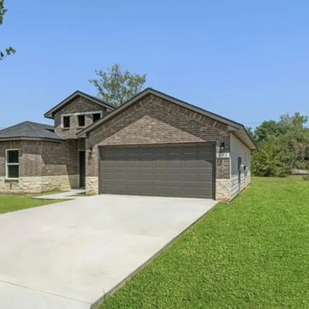 Image 2 - 121 Commodore Drive, Gun Barrel City, TX 75156, USA - House for rent