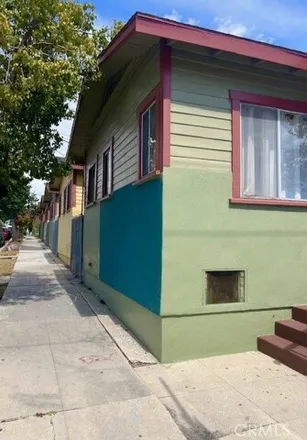Buy this 1studio house on 1020 S Centre St in San Pedro, California