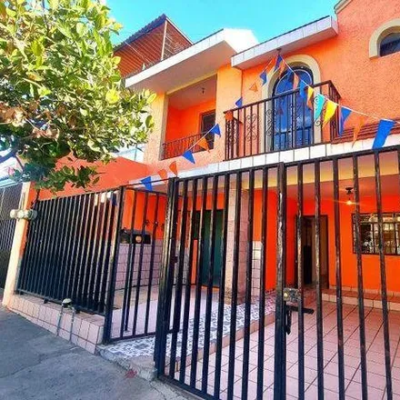 Buy this 5 bed house on CAM Manuel Lopez Cotilla in Calle Évora 939, Santa Elena Alcalde Oriente