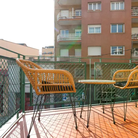 Image 3 - Carrer d'Escornalbou, 10, 08041 Barcelona, Spain - Apartment for rent