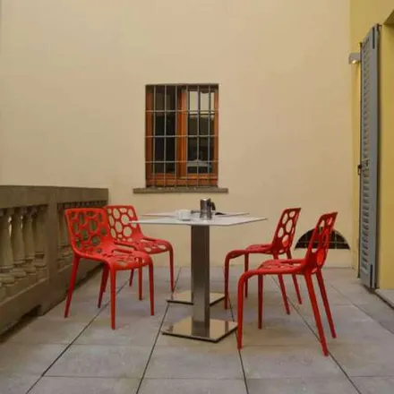 Image 5 - Piazza Borromeo, 10, 20123 Milan MI, Italy - Apartment for rent