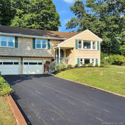 Buy this 3 bed house on 11 Dunellen Road in Trumbull, CT 06611