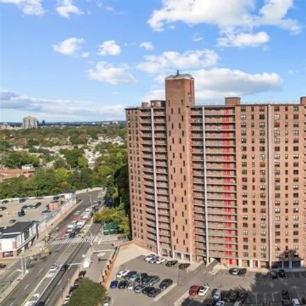 Buy this studio apartment on Forest View Crescent in Union Turnpike, Queens County