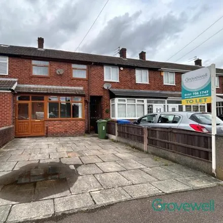 Rent this 3 bed townhouse on Malvern Avenue in Droylsden, M43 7JF