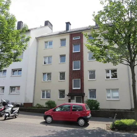 Rent this 2 bed apartment on Rheinstraße 39 in 47799 Krefeld, Germany