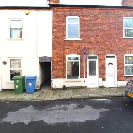 Buy this 2 bed townhouse on Clifford Street in Mansfield, NG18 4AQ
