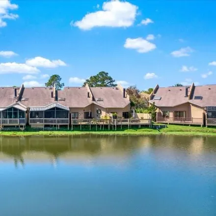 Buy this 3 bed condo on 4201 Mill Valley Court in Hillsborough County, FL 33618