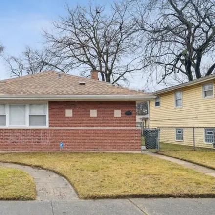 Buy this 3 bed house on 1450 East 147th Street in Dolton, IL 60419