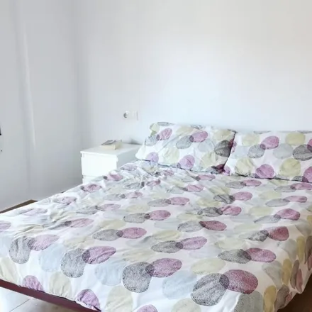 Rent this 6 bed apartment on carrer de València / calle Valencia in 03004 Alicante, Spain