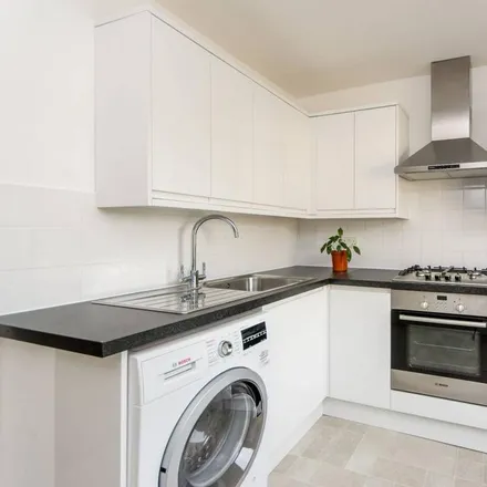 Rent this 1 bed apartment on Bolton Road in London, NW10 4BG