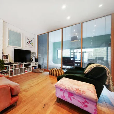 Image 4 - Kimberley Road, London, NW6 7SF, United Kingdom - Apartment for sale