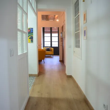 Image 7 - Escola Cintra, Carrer de la Riereta, 08001 Barcelona, Spain - Apartment for rent