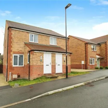 Buy this 2 bed duplex on Calders Crescent in Sheffield, S5 9BL
