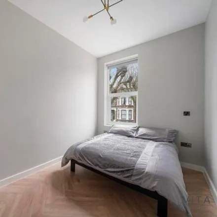 Image 5 - 24 Fordwych Road, London, NW2 3PA, United Kingdom - Apartment for sale