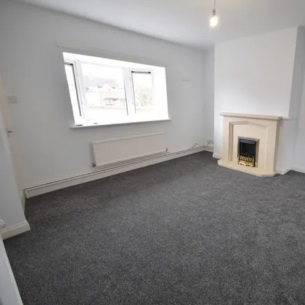 Image 4 - Stanley Road, Stainforth, DN7 5QQ, United Kingdom - Townhouse for rent