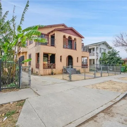 Image 4 - 1746 West 64th Street, Los Angeles, CA 90047, USA - House for sale