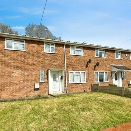 Rent this 3 bed duplex on 30 Four Winds Road in Dixons Green, DY2 8BZ