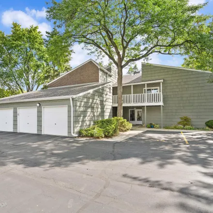 Image 1 - 2051 Creekside Drive, Wheaton, IL 60189, USA - House for sale