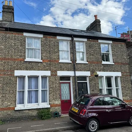 Rent this 2 bed townhouse on 24 Thoday Street in Cambridge, CB1 3AS