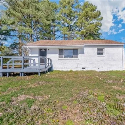Buy this 3 bed house on 1004 Truman Road in Suffolk, VA 23434