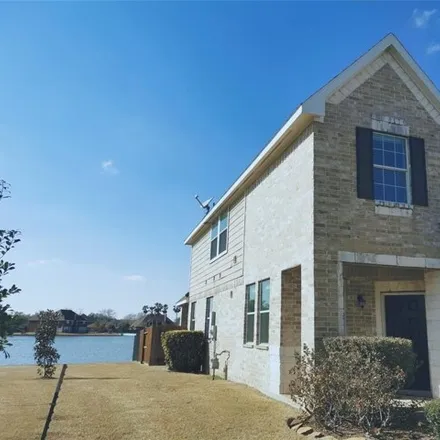 Rent this 4 bed townhouse on 2123 Water Park Street in Missouri City, TX 77459