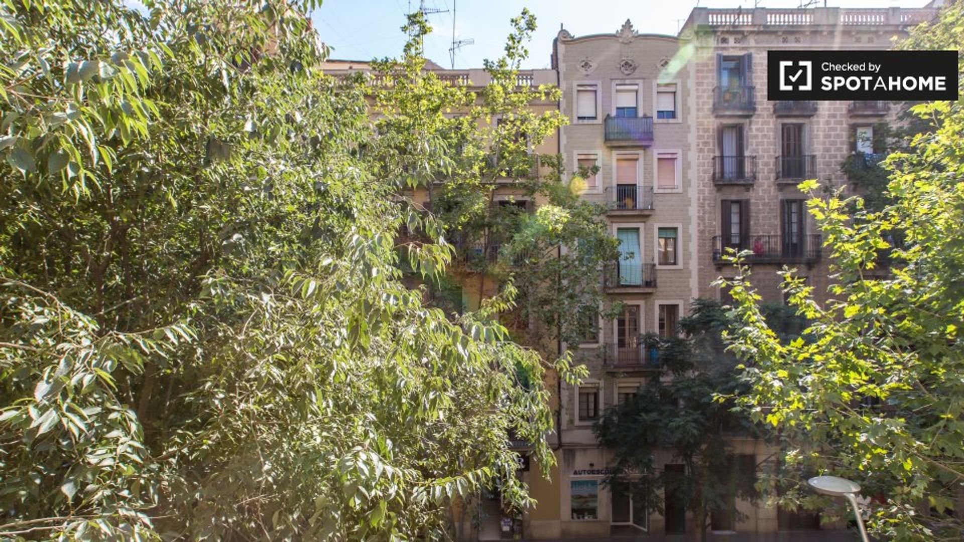 2 bedroom apartment at Carrer del Consell de Cent, 221, 08001 Barcelona,  Spain | MLS #1891888 | Rentberry
