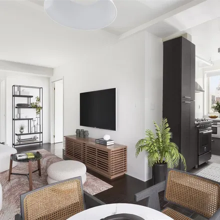 Rent this 3 bed apartment on 390 1st Avenue in New York, NY 10010