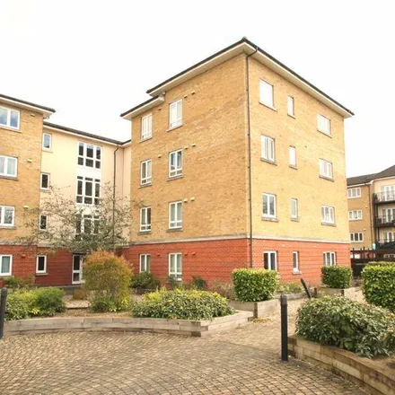 Rent this 3 bed apartment on Tadros Court in Buckinghamshire, HP13 7GF