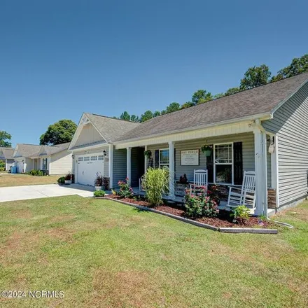 Image 3 - 229 Long Neck Dr, Richlands, North Carolina, 28574 - House for sale
