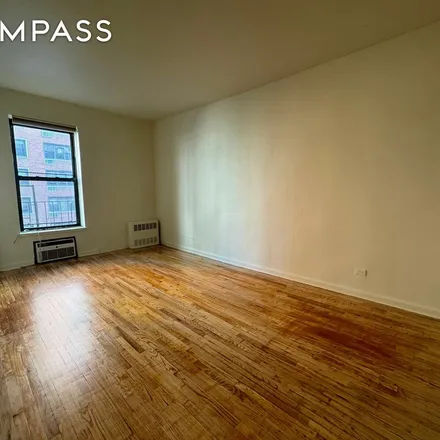 Rent this 1 bed apartment on 1240 Lexington Avenue in New York, NY 10028