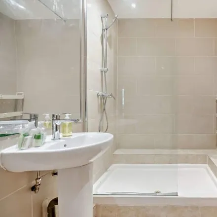 Rent this 6 bed apartment on London in NW8 7HY, United Kingdom