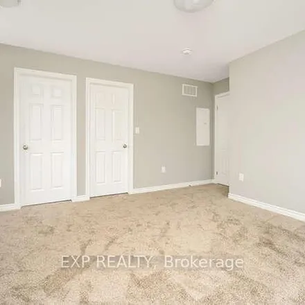Image 9 - Wheat Lane, Kitchener, ON N2R 0N1, Canada - Apartment for rent