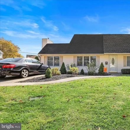 Buy this 3 bed house on 6 Quarter Turn West Road in Quincy Hollow, Middletown Township