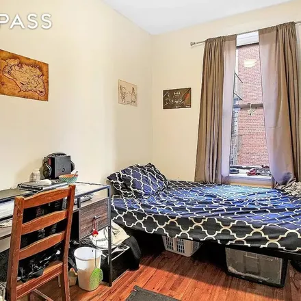 Rent this 3 bed apartment on 1565 2nd Avenue in New York, NY 10028