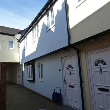 Rent this 2 bed townhouse on The New Cut in Cullompton, EX15 1GA