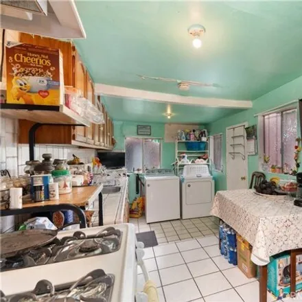 Image 9 - 1300 W 103rd St, Los Angeles, California, 90044 - House for sale