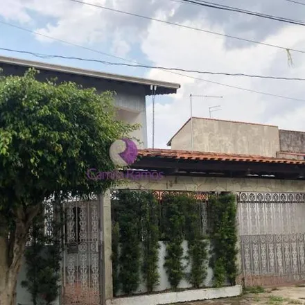 Buy this 5 bed house on Rua Conde dos Arcos in Vila Anita, Poá - SP