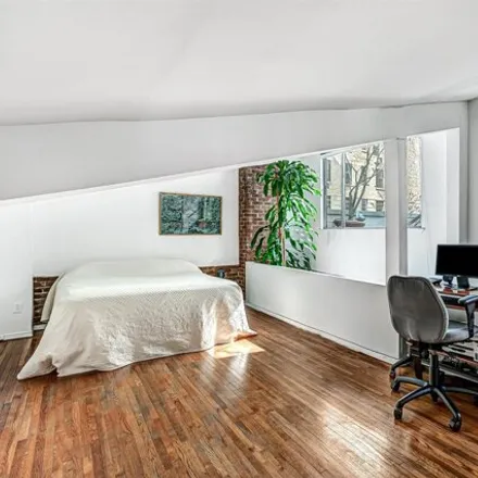 Image 8 - 179 East 78th Street, New York, NY 10075, USA - Condo for sale