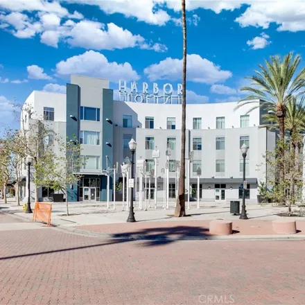 Image 3 - Center Street Promenade, Anaheim, CA 92805, USA - Loft for sale