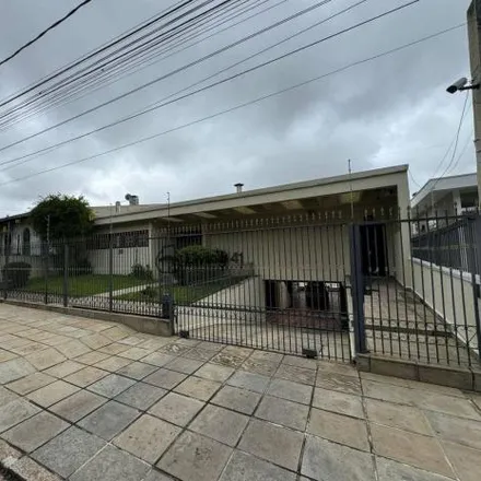 Buy this 3 bed house on Rua Atílio Gasparini 135 in Jardim Social, Curitiba - PR