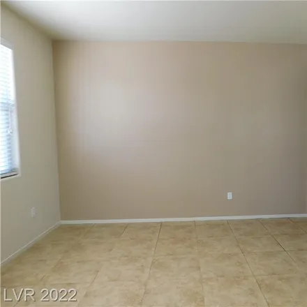 Image 4 - 9653 Rolling Thunder Avenue, Spring Valley, NV 89148, USA - House for rent