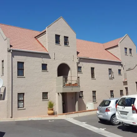 Rent this 2 bed apartment on Richwood Road in Richwood, Western Cape