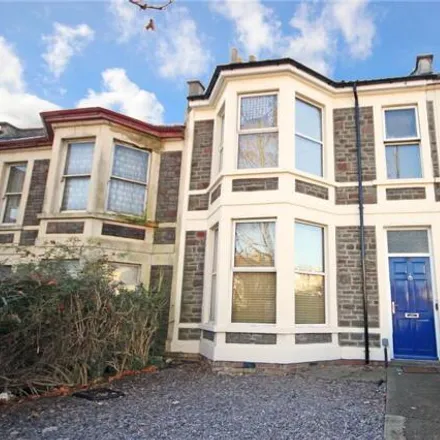 Rent this 6 bed townhouse on 16 Muller Road in Bristol, BS7 0AA